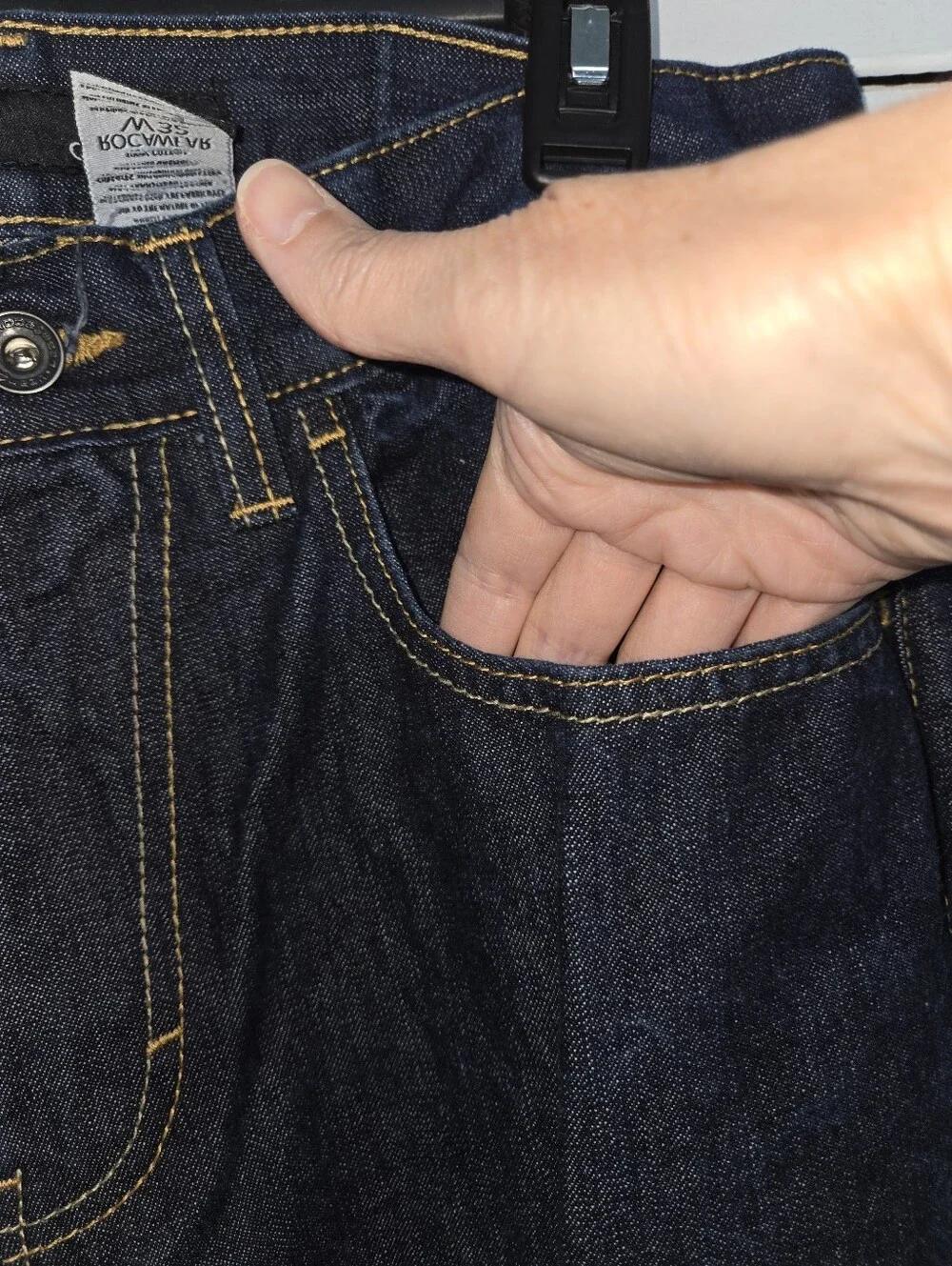 Rocawear Men's 32 Indigo Classic Fit Jeans